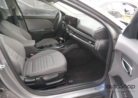 2025 Kia K4 Ex z USA, uszkodzony, nr VIN 3KPFU4DE9SE137962